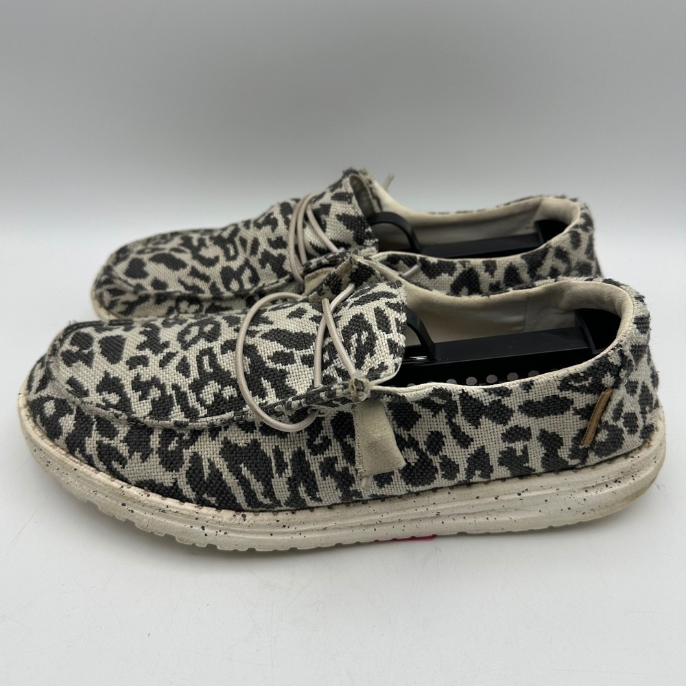 Hey Dude Wendy Woven Cheetah Women Size 8 Black White Animal Print Loafers